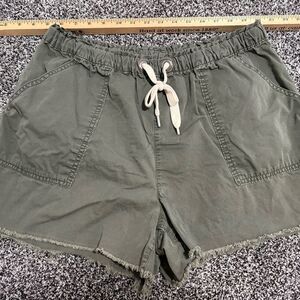 No boundries Olive Women's Shorts size xl elastic waist with strings